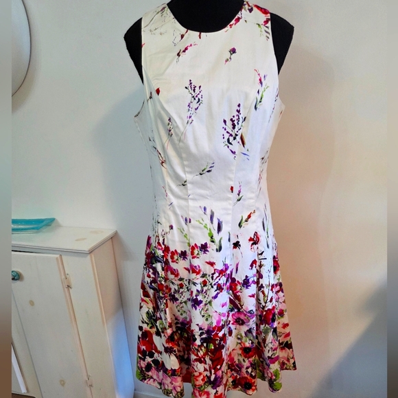 Maggy London floral fit&flare cotton dress Sz 8 - Picture 2 of 12